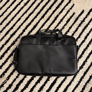 Kenneth Cole Reaction Black Leather Briefcase Men's Bag